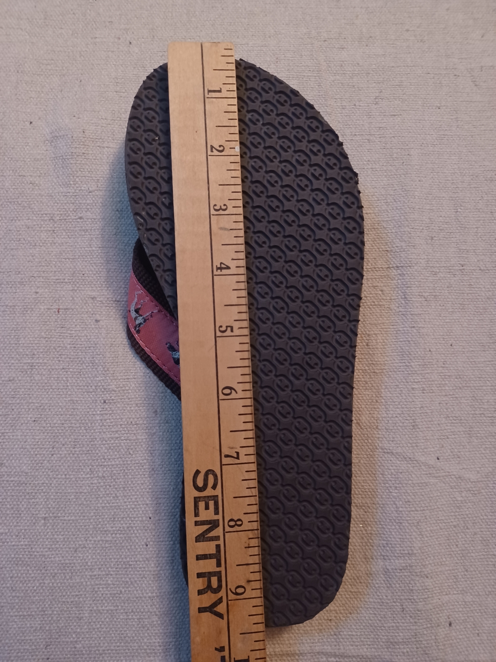 L.L.Bean Maine Isle Flip Flops With Pointer Motif Women's Size 6 - Picture 7 of 7